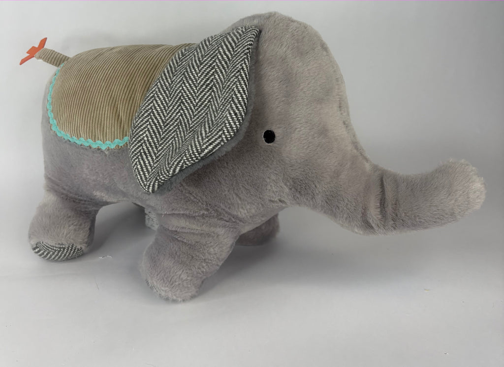 Extra Large / XL Stuffed & SQUEAKY Dog Toys: 15"-20"