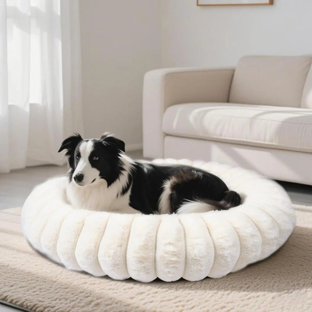 Luxury Donut Dog & Cat Bed, Faux Fur Calming Pet Bed with Non-Slip Base