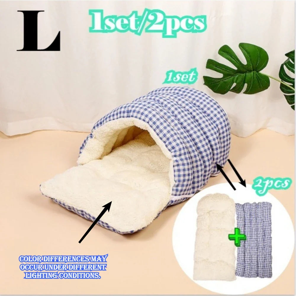 Large all-season cat house (including a warm winter bed) – with decorative panels and a fully enclosed comfortable sleeping bag.