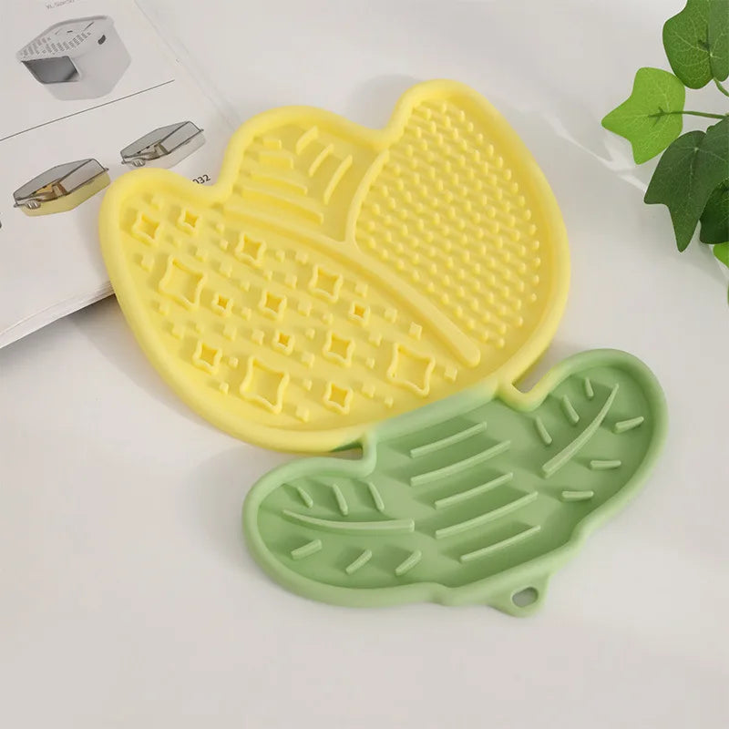 Multi-Function Lick Mat for Pets,Non-Slip Slow Feeder with Divider, Boredom Relief Anti-Choke Dining Mat for Dogs Cats,Dog Mat